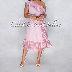 One shoulder strip pink dress